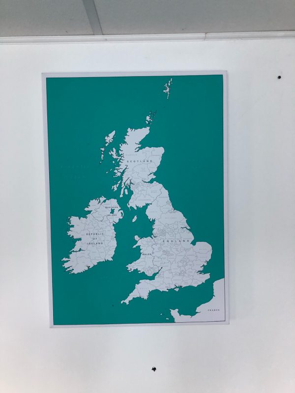 Canvas British Isles Map in different colours - Image 14